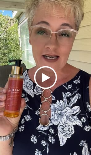 Customer video review of Besque® Magic Body Oil - 100ml