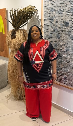 Customer photo review of Dashiki Shirt- Delta Sigma Theta