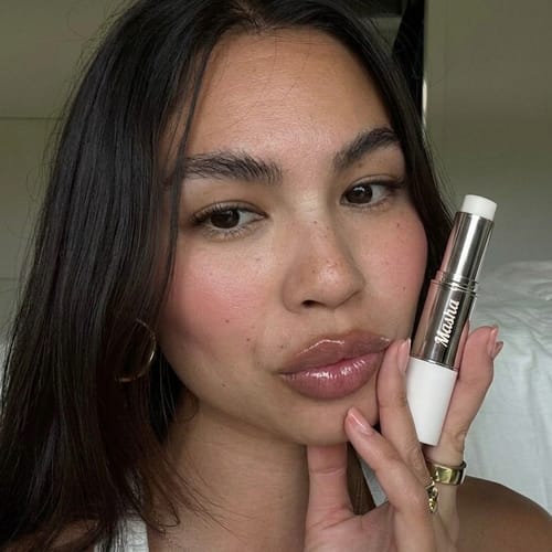 Customer photo review of Color Changing Foundation Stick