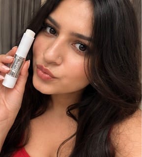 Customer photo review of Color Changing Foundation Stick