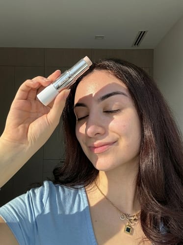 Customer photo review of Color Changing Foundation Stick