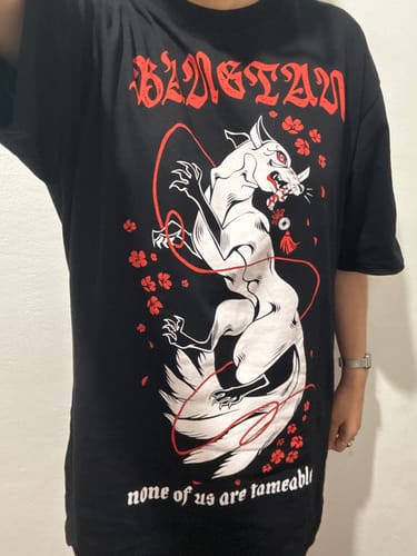 Customer photo review of Like Animals Arirang Tour T-Shirt (PRE-ORDER)