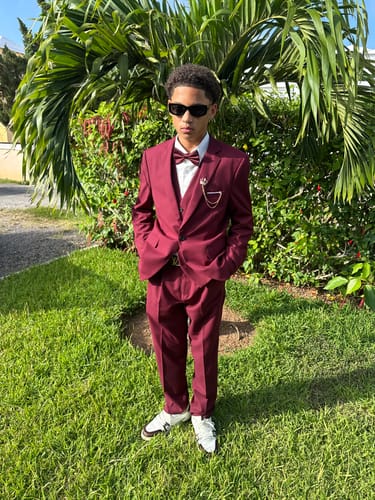 Customer photo review of Men's 3-Piece Classic One Button Burgundy Tuxedo
