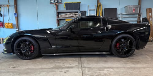 Customer photo review of Corvette C6 Base | ZR1 Conversion Side Skirts Rocker Panels