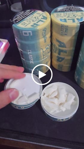 Customer video review of Classic Nicotine Pouches