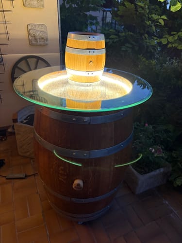 Customer photo review of Glasplatte Tisch Sicherheitsglas für Esstisch, Gartentisch, Weinfass - Rund