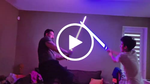 Customer video review of DM I hero double-bladed saber
