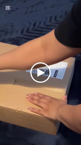 Customer video review of Marshmallow┃The Bouclé Carrier