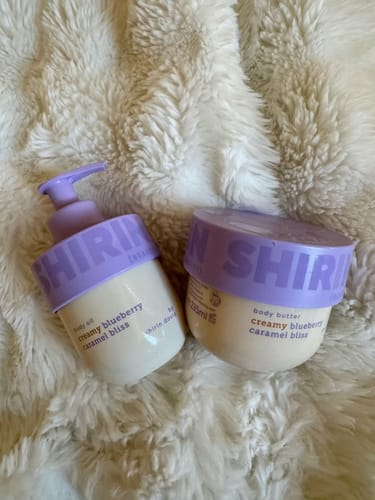 Customer photo review of Shimmering Body Oil Glazed Strawberry Butter Cream