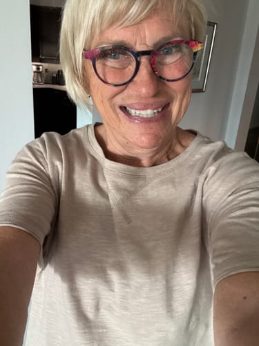 Close-up of a reviewer wearing the ash mocha top from the Zen Cotton Slub Lounge Set.