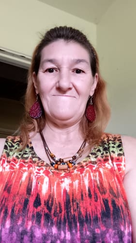 A customer's photo submitted with a review for the FREE RING SIZER.