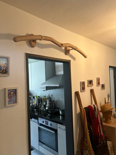 Customer photo review of Snake Pull-Up Bar - Klimmzugstange für die Montage an der Wand