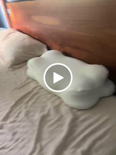 Customer video review of Cloud Cooling Pillow Case
