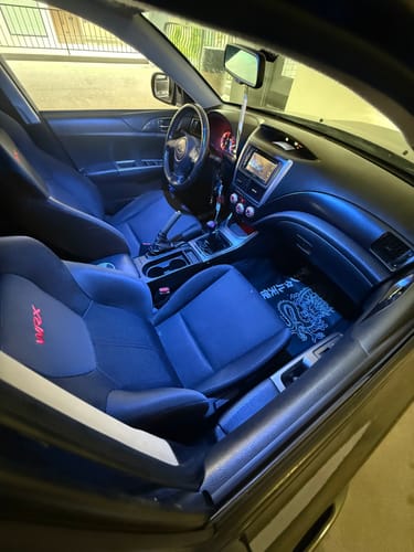 Customer photo review of Guardian Dragon Car Floor Mats - 4Pcs