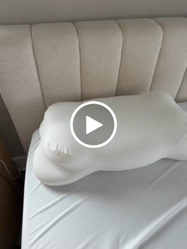 Customer video review of CloudAlign™ Pillow