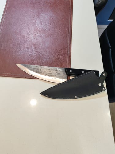 Customer photo review of Cuchillo Parrillero Forjado a Mano de 8” + Funda Negra de Cuero