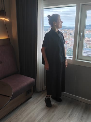 Customer photo review of Back Slit Short Sleeve Shirt