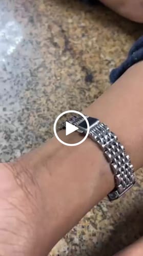 Customer video review of CLAIRE DE MAINS