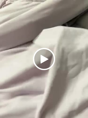 Customer video review of CloudCool™ Cooling Comforter