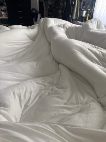 Customer photo review of MarshMellow Comforter