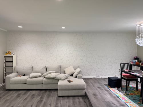 Customer photo review of York NW3501 Nazca White & Silver Wallpaper
