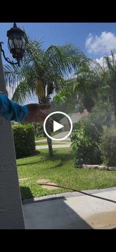 Customer video review of Grandstorm Retractable Vacuum Cleaner
