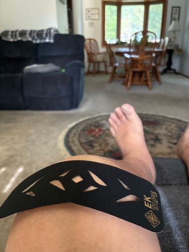 Customer photo review of Easy Kinesiology Tape (30-Day Supply)