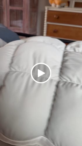 Customer video review of CloudCool™ Cooling Comforter