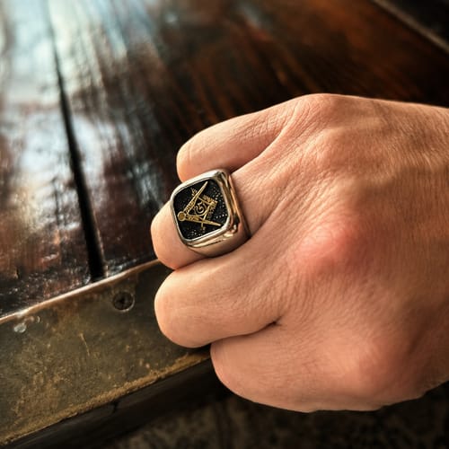 Customer photo review of Free Mason.
