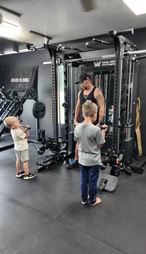 Customer photo review of Major Fitness B52 All-In-One Home Gym Smith Machine