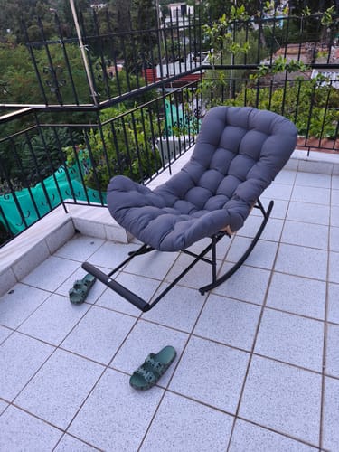 Customer photo review of Ανακλινόμενη Κουνιστή Πολυθρόνα με Υποπόδιο και Μαξιλάρι Μεγάλης Αντοχής έως 136 κιλά για Κήπο Βεράντα Υπνοδωμάτιο LY-Y062GZ01