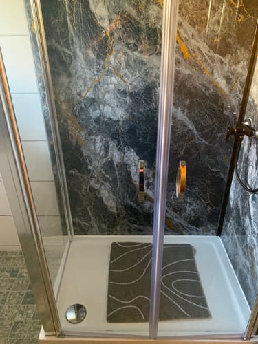 Customer photo review of Eckdusche Duschkabine mit Pendeltür, ESG, Klarglas - Tür 115cm, Höhe: 195cm