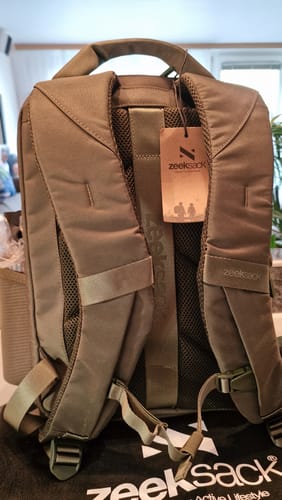 Kundenbewertung mit Foto zu The Underseat 15L