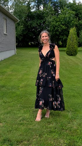 Customer photo review of Barcelona Midi Dress in Black Floral by Mac Duggal - RENTAL