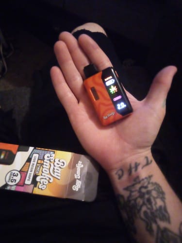 Customer photo review of Live Resin Vape (+THCp+Delta8) - Pineapple Express