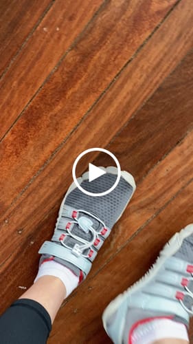 Customer video review of Vigor II - Barefoot Shoes
