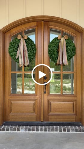 Customer video review of Crisp Autumn Wreath Ribbon