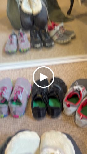 Customer video review of Smart II - Barefoot Shoes