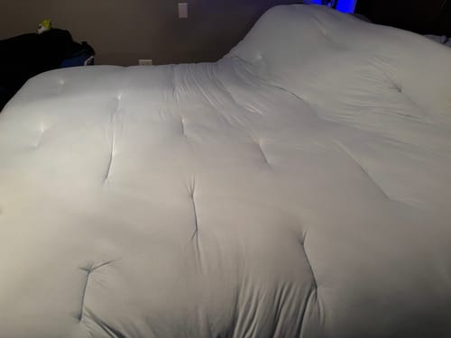 Customer photo review of MarshMellow Comforter