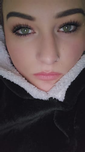Customer photo review of Flora Lash Kit