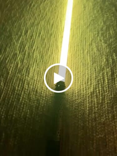 Customer video review of DM Shadow hero double-bladed saber