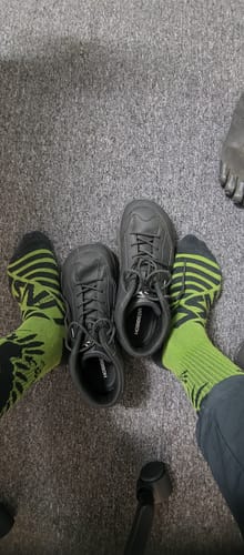Customer photo review of Hollow 2.0 - Wide Toe Sneakers