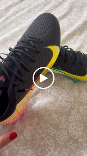 Avis vidéo d'un client sur Nike Vapor 16 x Vinicius Junior - Noir/Orange/Vert
