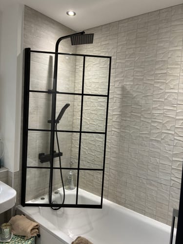 Customer photo review of Block II Square Exposed Rigid Riser Thermostatic Shower Set C/W Bath Filler - Black
