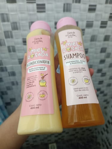 Customer photo review of SHAMPOO+ACONDICIONADOR MIEL ROSADA