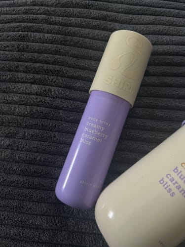 Customer photo review of Body Spray Creamy Blueberry Caramel Bliss