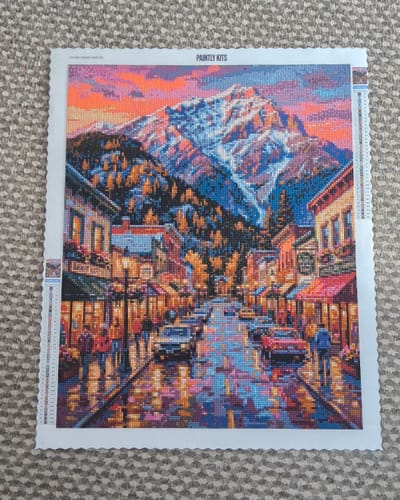Customer photo review of Banff Mountain Town Autumn Impasto (Diamond Painting)