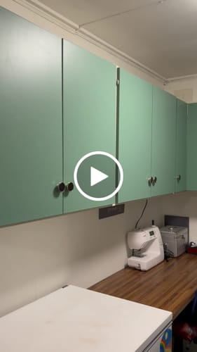 Kundeanmeldelse med video av Uni matt Jade green kontaktplast