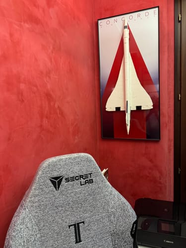 Customer photo review of Wall Display Frames for LEGO® ICONS Concorde 10318