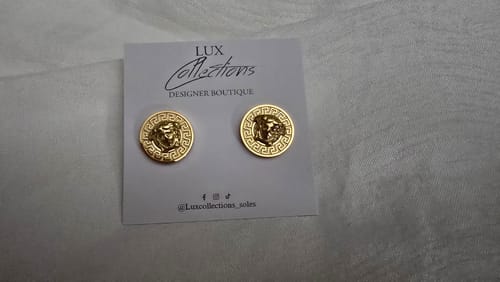 Customer photo review of Medusa Earring